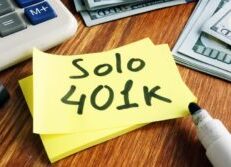 Photo of sticky note with solo 401k reminder